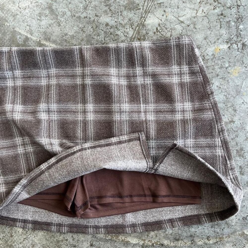 SO Plaid Mini Skort Brown Neutral Tartan Print XL Retro Slit Detail Comfortable - Picture 2 of 8